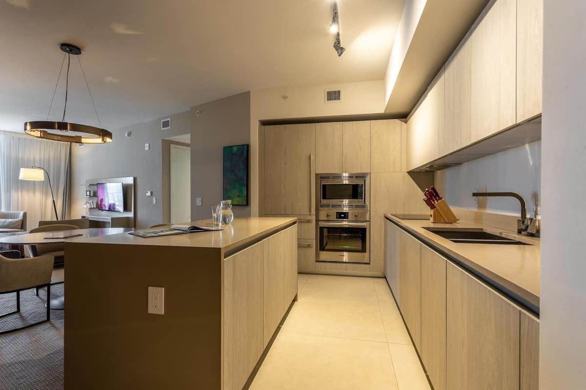 Lyfe On The Beach 25Th Floor 1 Bed Unit With Oceanview 할리우드 외부 사진